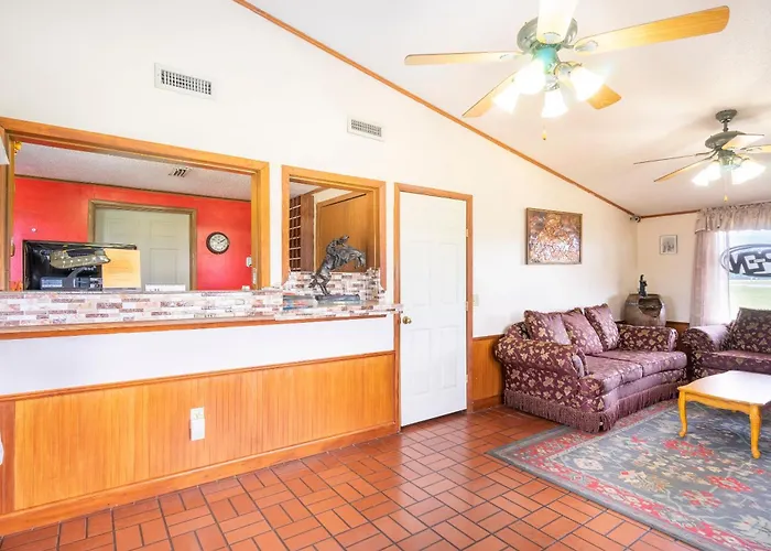 Oyo Hotel Daleville Al Hwy 84