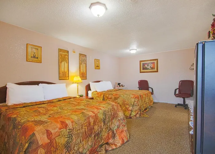 Sunflower Motel Hiawatha By Oyo