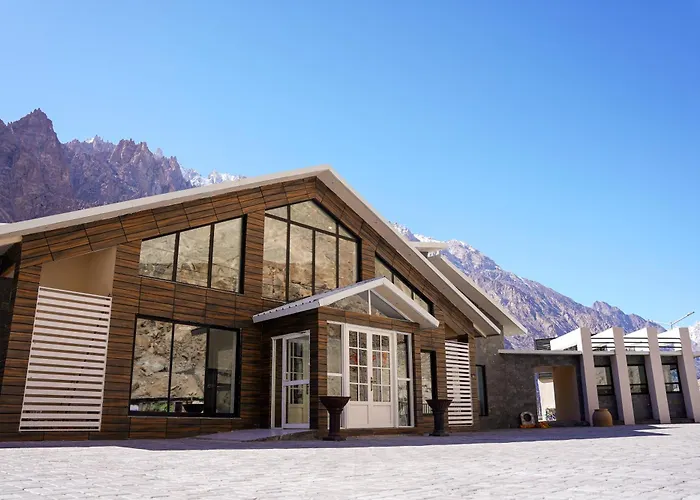 Lodges By Baron Hunza Attabad Lake