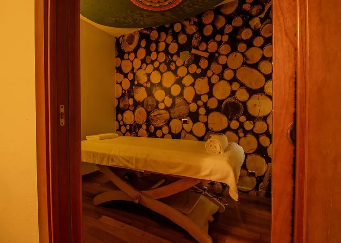 Paradise Hotel&Wellness