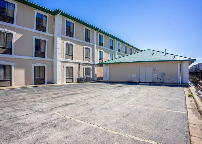 Ark Suites By Oyo Jonesboro I-555