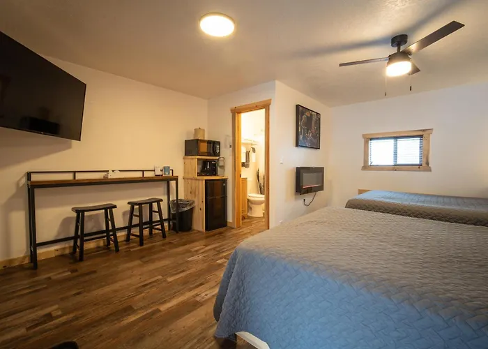 Alpine Lodge Hotel