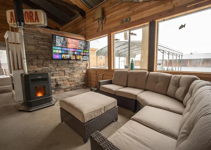 Alpine Lodge Hotel