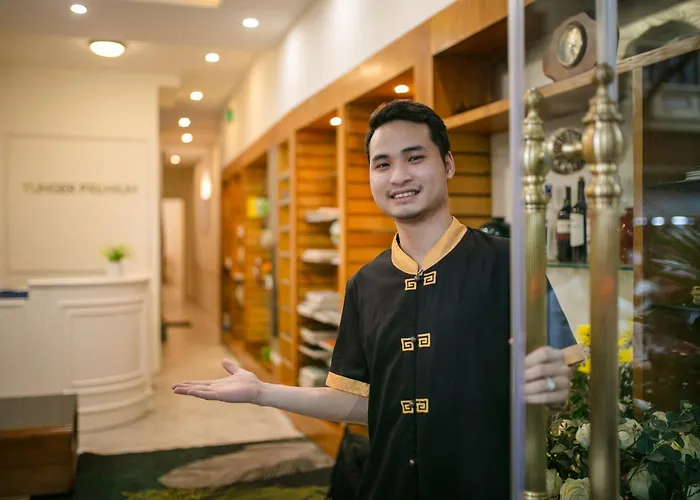 Tunger Premium Hotel & Travel