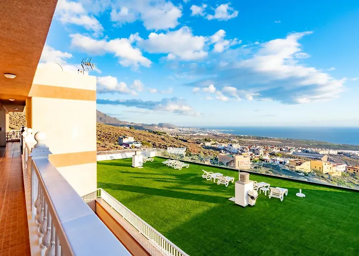 Los Menores Sea View