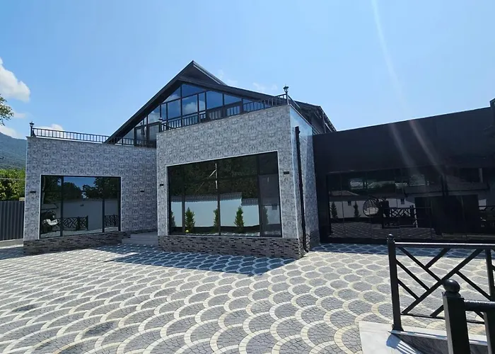 New Milan Mountain Ponoramic Hotel, With Indoor Heated Swimming Pool