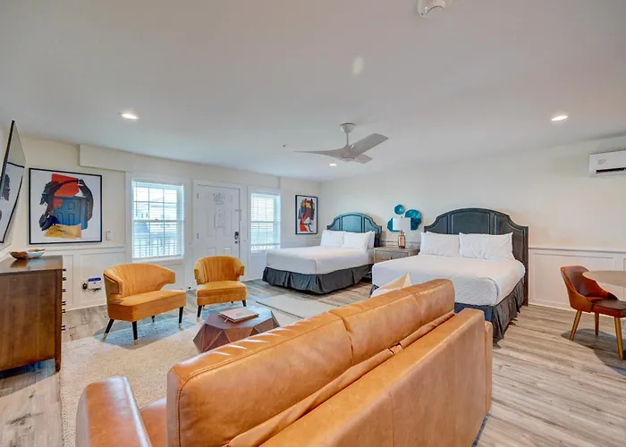 106 Queen Suite, 1St Floor Low Tide