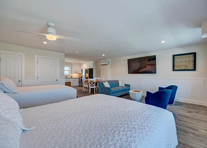 3006 Queen Suite, 3Rd Floor Cove