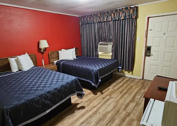 Deluxe Inn