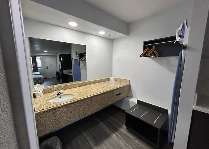 Value Stay Inn Extended Stay Bakersfield, Ca