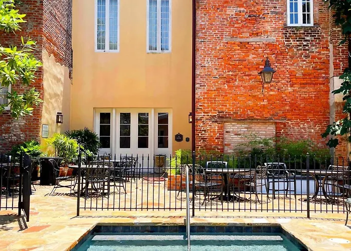 French Market Inn