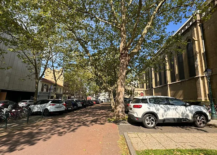 Hotel Paris Vesinet-Logishotels Et Domaine Evenementiel
