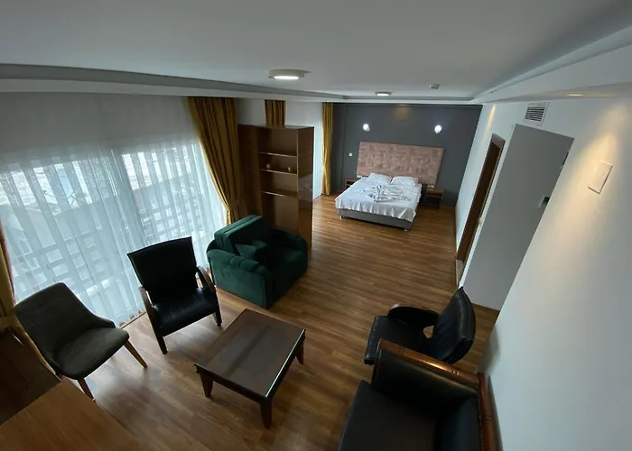 Askar Port Hotel By Continent