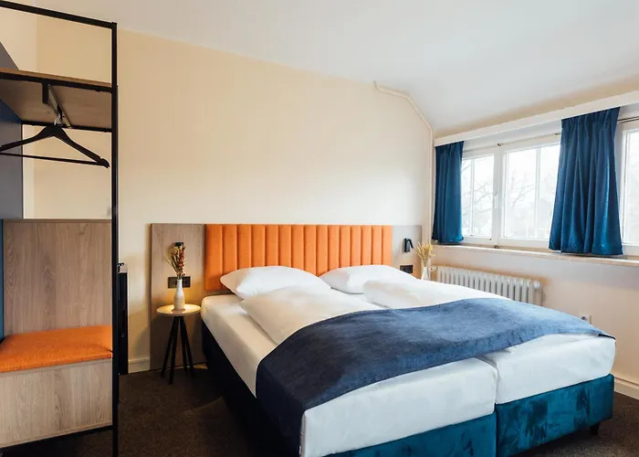 MYKY Hotel Pinneberg - Free Parking