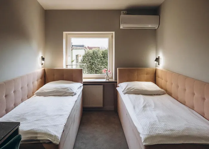 Hotel-24