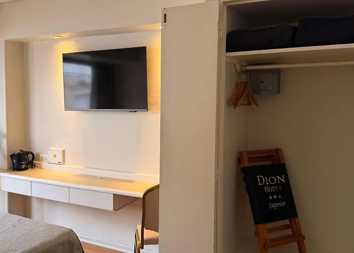 Hotel Dion