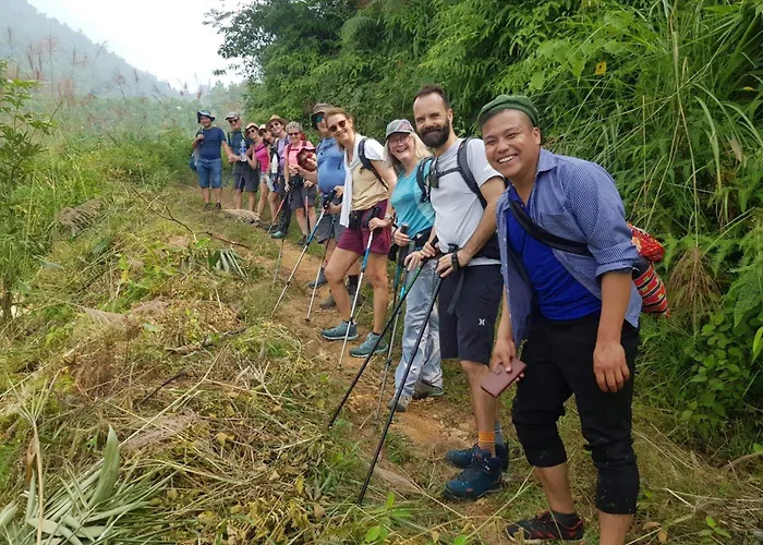 Binh Ban Lien Homestay - Vang A Binh