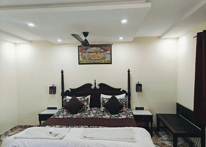Hotel Tourist Rest House Agra