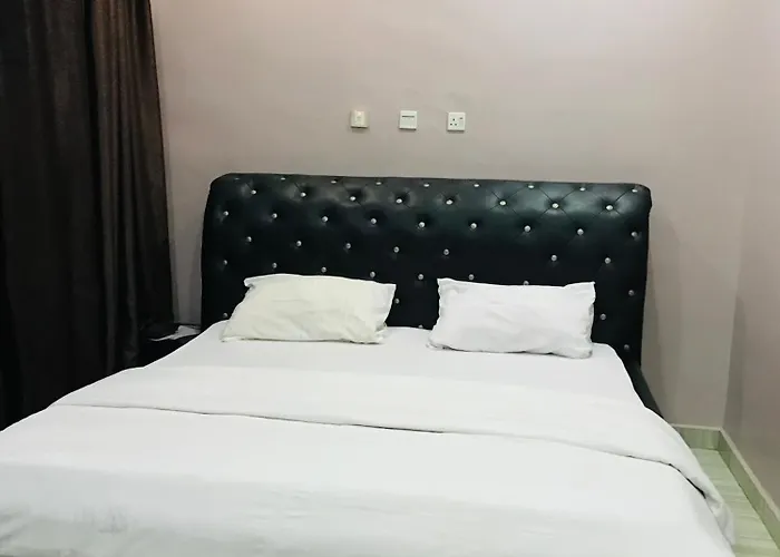 T Golden Villa