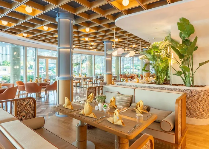 Calista Luxury Resort