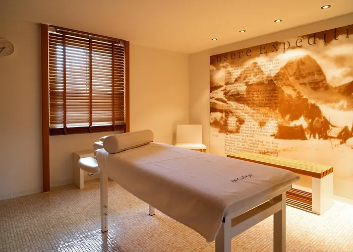 Hinterwies – Ski In / Lodge / Dine