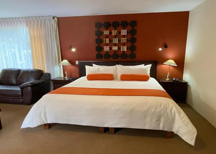 Collection O Hotel La Huerta Golf & Hotel, Cholula