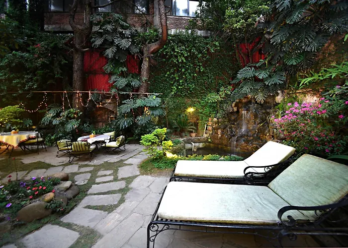 Hotel Nirvana Garden