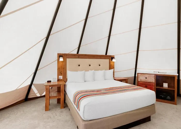 Bluff Dwellings Resort