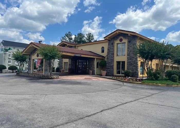 Studio 6 Extended Stay - Huntsville, Al University Drive