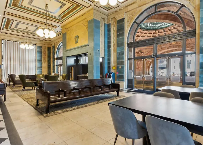 Placemakr Downtown Pittsburgh At The Pennsylvanian