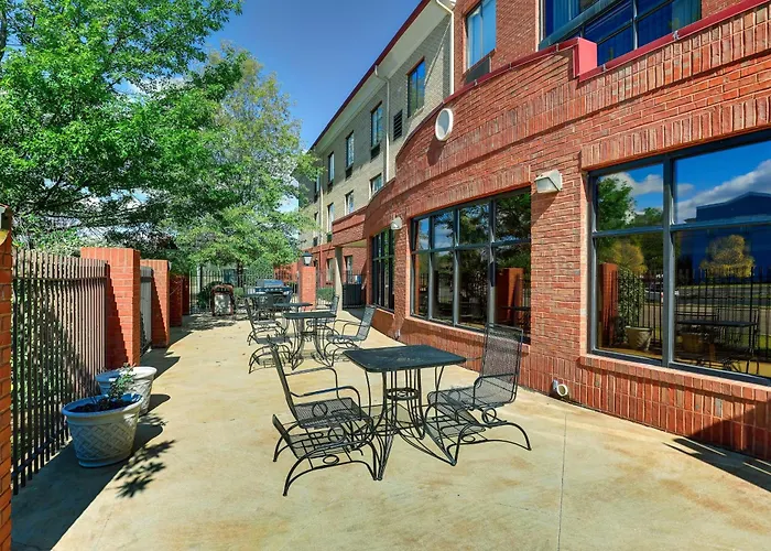Holiday Inn Express Hotel & Suites- Gadsden By Ihg