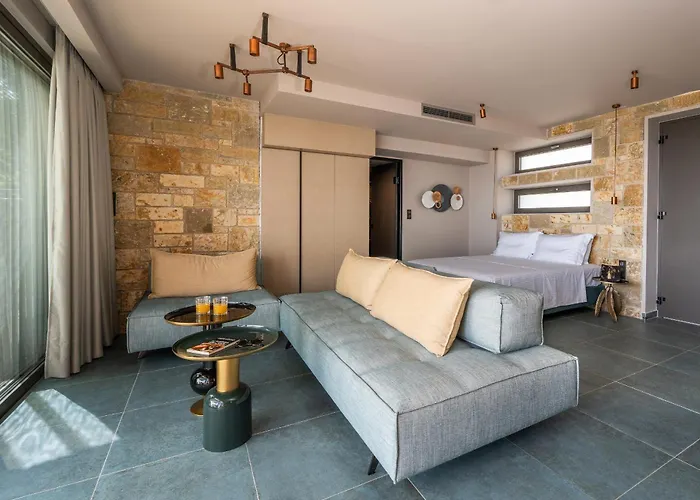 Ilvy Suites Sivota