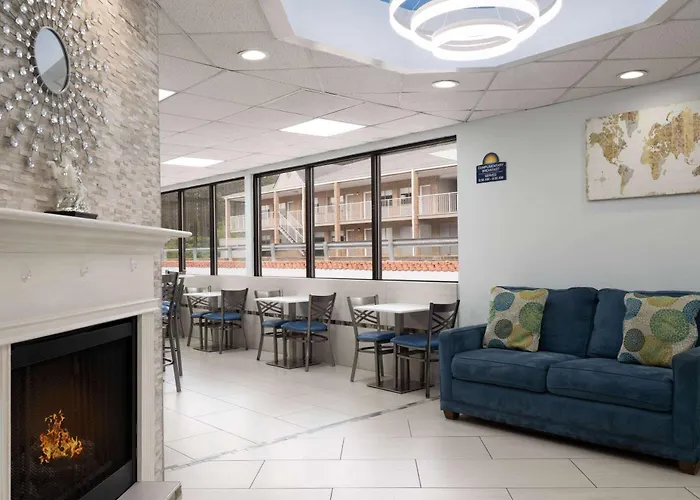 Days Inn By Wyndham Weldon Roanoke Rapids