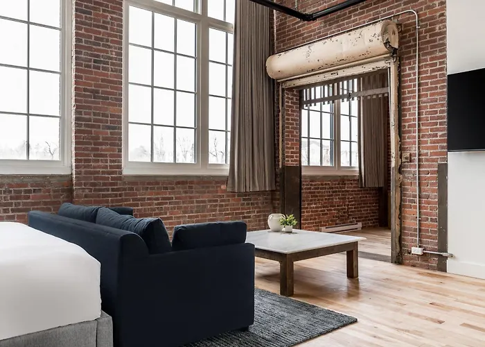 The Skowhegan By Kasa