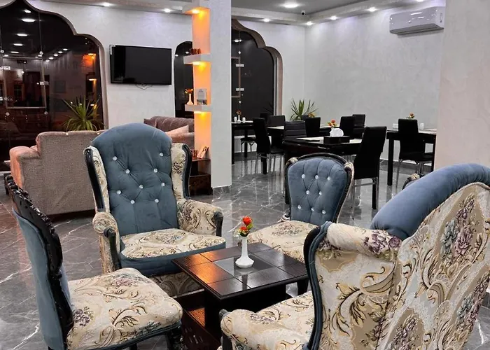Petra Rocks Hotel
