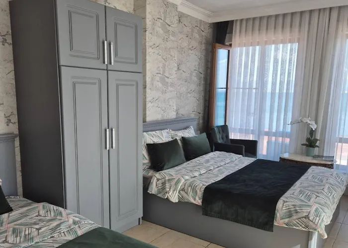Pembe Koesk Otel