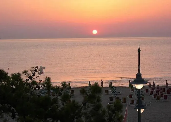 hotel cri cri - fronte spiaggia