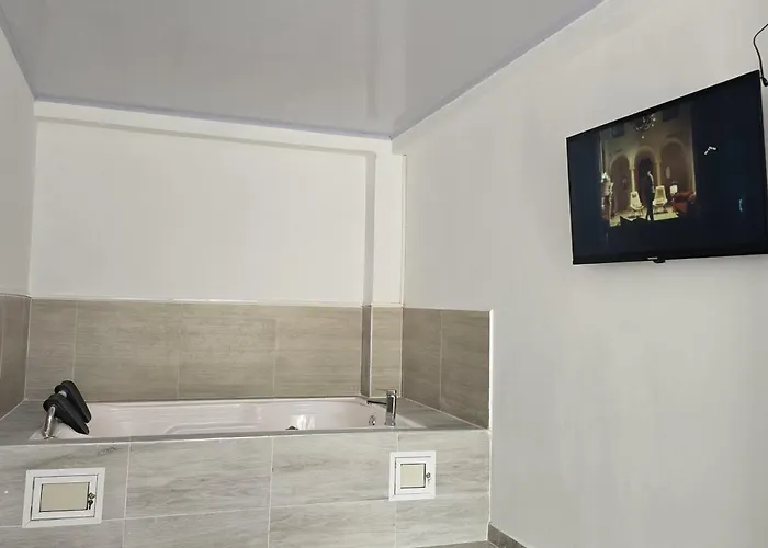 Hotel Valle Del Cafe - Habitacion Con Jacuzzi 6