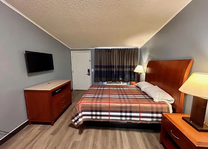 Sunwestern Suites