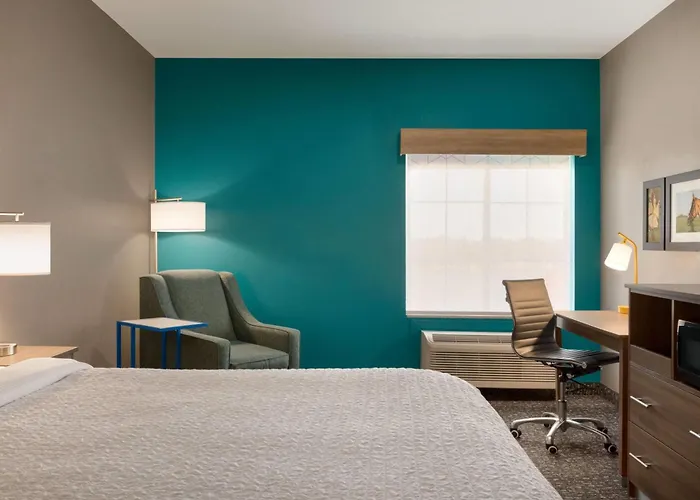 La Quinta By Wyndham Shawnee