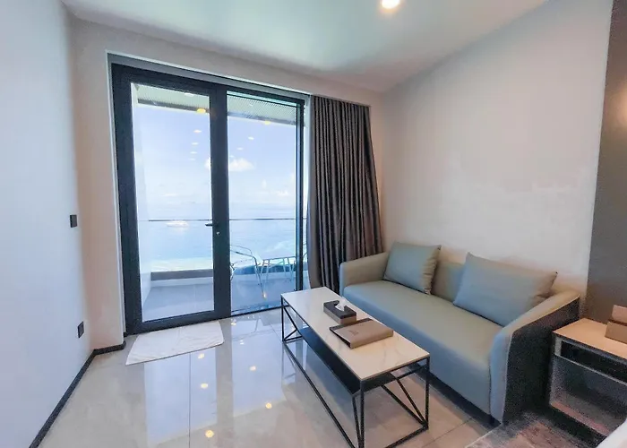 Icom Blue Seaview