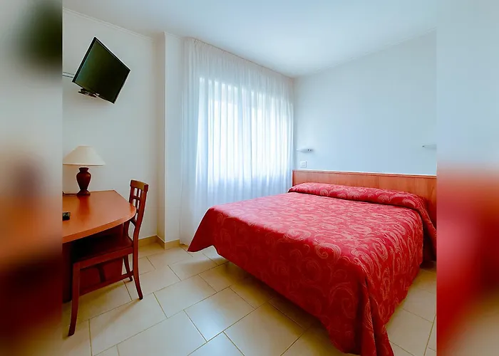 Hotel e Appartamenti La Solaria con parcheggio gratuito a soli 450 MT dalla nuova Basilica di Padre Pio