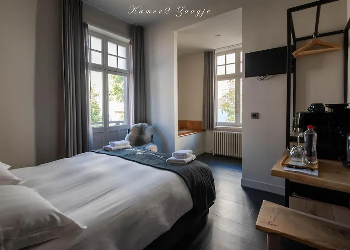 Hotel Bonne Auberge (Adults Only)