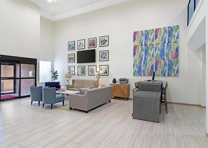 Best Western Plus Executive Hotel & Suites