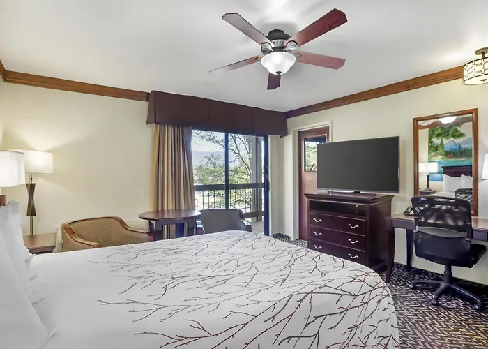 Best Western Plus Yosemite Gateway Inn