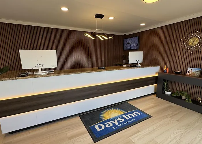 Days Inn By Wyndham Ridgecrest Near China Lake Naval Station