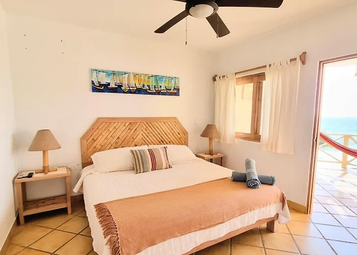 Mancora Beach Hotel (Adults Only)