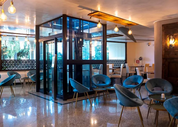 Gardone Palace Hotel