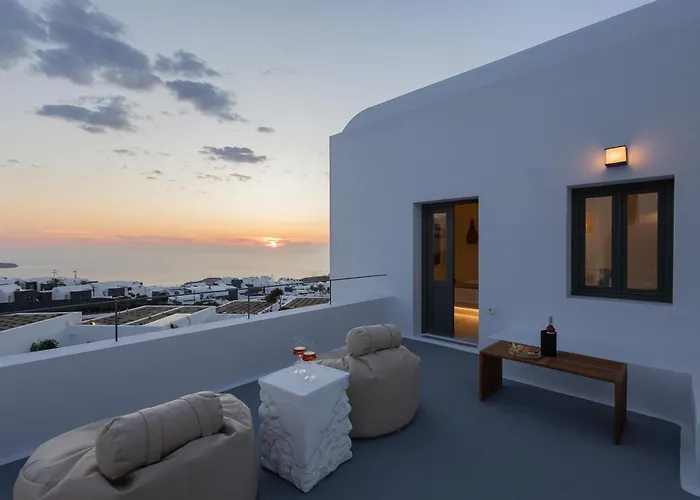 Niabelon Suites - Private Jacuzzi Sunset View