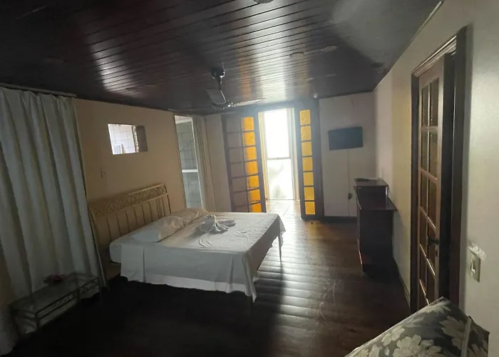 Praia Da Costa Suites
